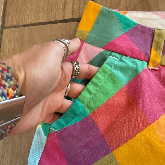 NWT crown & ivy Colorful Plaid Women's Shorts - Picture 4 of 6